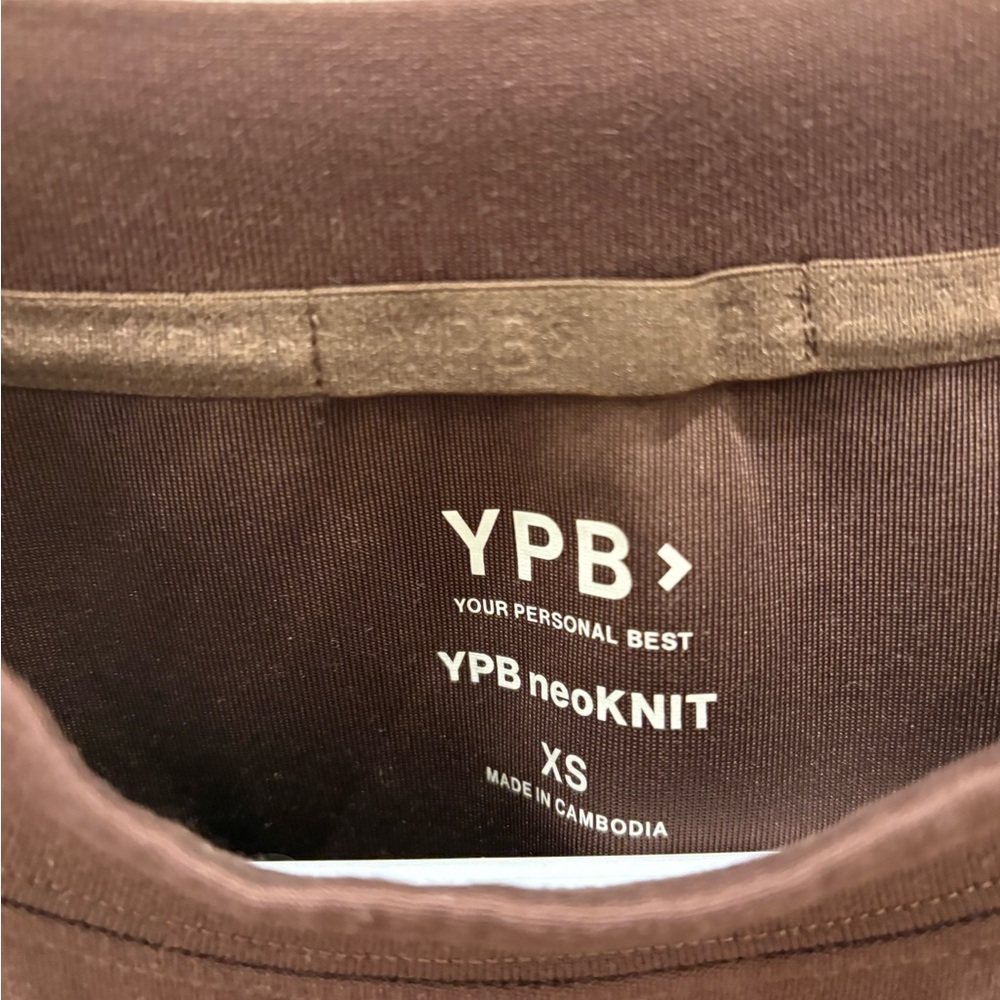 YPB by Abercrombie Brown Crewneck - Picture 3 of 8